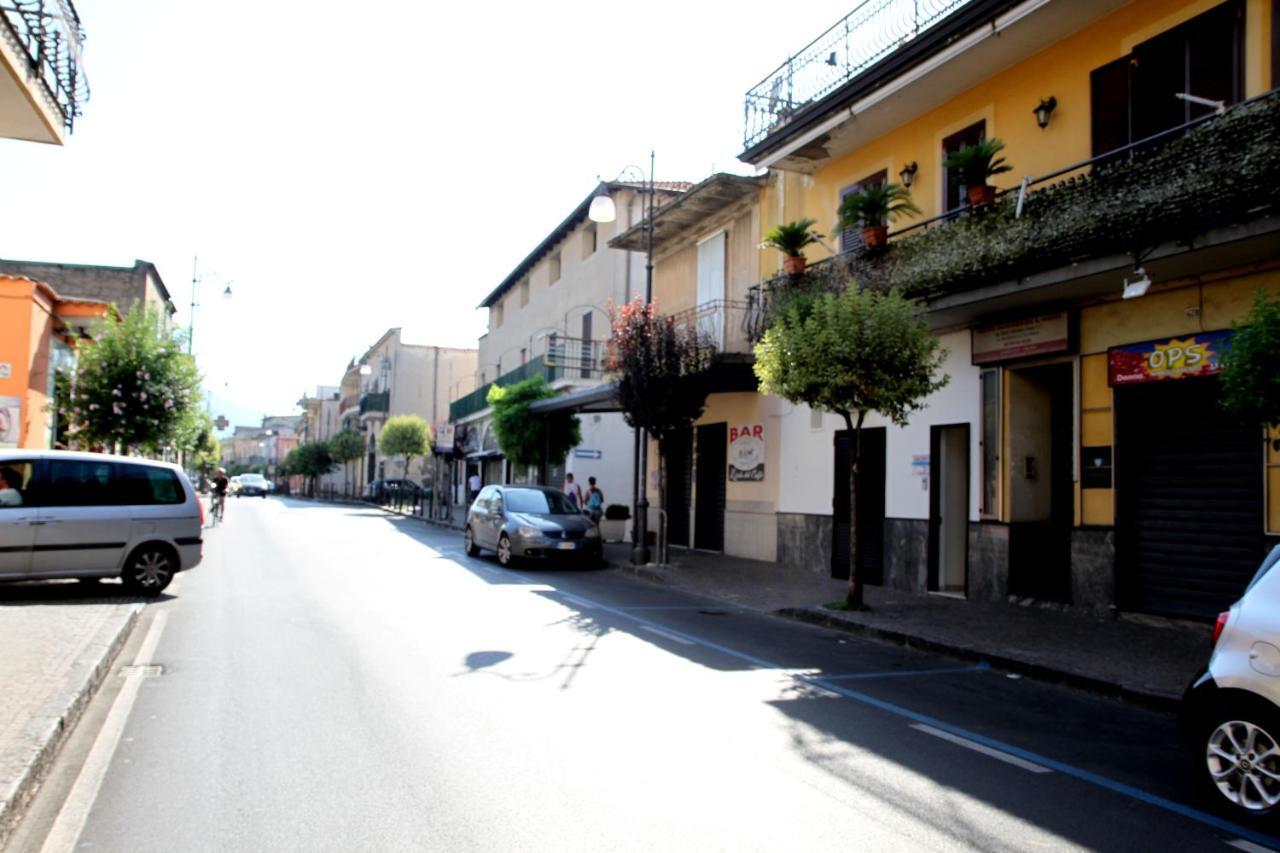 Giulia'S House Apartments Sant'Antonio Abate Luaran gambar